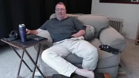 Christopher online show from 02-18-25, 09:42