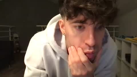 Snapshot of icyninesix chatting on 01-09-25, 10:41 icyninesix online show from 01-09-25, 10:41