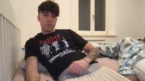 Snapshot of icyninesix chatting on 01-24-25, 01:45 icyninesix online show from 01-24-25, 01:45