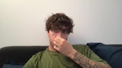 icyninesix online show from 12-18-25, 09:26