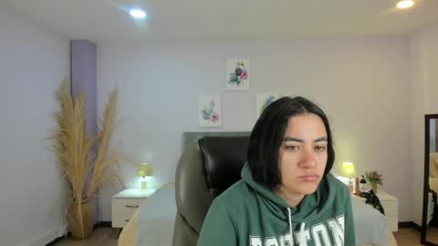 Icy online show from 06-06-26, 11:59