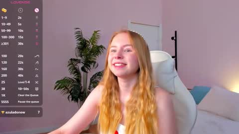 Snapshot of ida_lewiss chatting on 03-04-26, 01:11 Ida online show from 03-04-26, 01:11