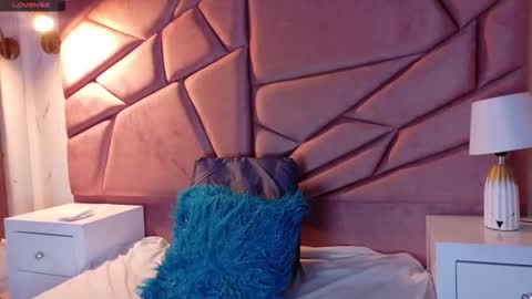 Tifanny online show from 02-24-26, 12:30