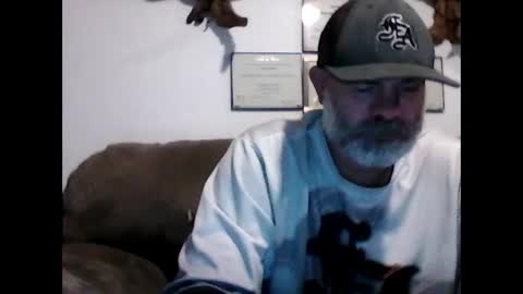 Snapshot of idkwhyidothis348732 chatting on 12-14-24, 02:31 idkwhyidothis348732 online show from 12-14-24, 02:31