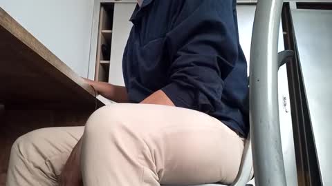 Snapshot of idris_izan chatting on 10-30-25, 01:45 idris izan online show from 10-30-25, 01:45