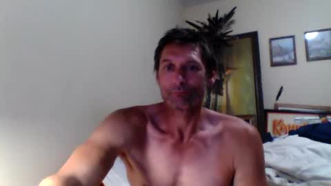 Snapshot of ifoundthegspot chatting on 08-04-26, 06:16 Darthmark420 online show from 08-04-26, 06:16