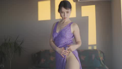 Snapshot of ifyouleave chatting on 02-23-25, 03:29 Belle online show from 02-23-25, 03:29