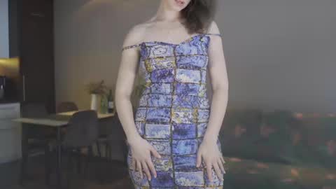Snapshot of ifyouleave chatting on 03-01-25, 12:45 Belle online show from 03-01-25, 12:45