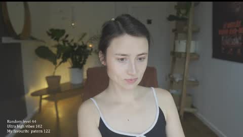 Snapshot of ifyouleave chatting on 10-15-25, 10:26 Belle online show from 10-15-25, 10:26