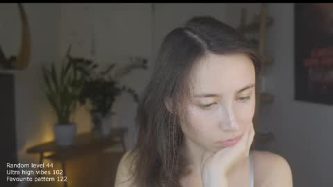 Snapshot of ifyouleave chatting on 10-28-25, 11:58 Belle online show from 10-28-25, 11:58