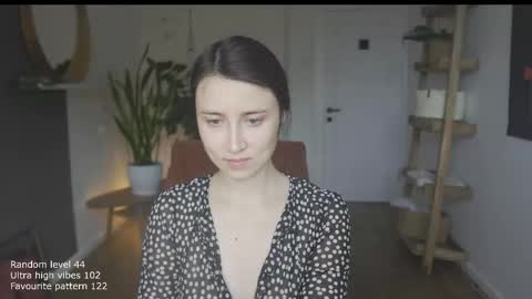 Snapshot of ifyouleave chatting on 10-30-25, 11:11 Belle online show from 10-30-25, 11:11