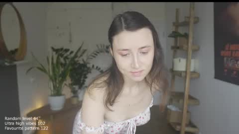 Snapshot of ifyouleave chatting on 11-05-25, 11:32 Belle online show from 11-05-25, 11:32