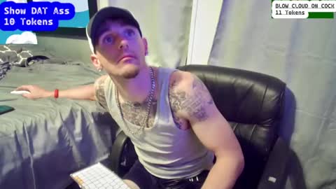 Amiri Roue online show from 12-17-24, 08:34