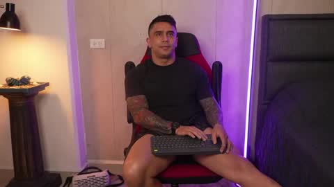 Igor scott online show from 04-21-26, 02:51