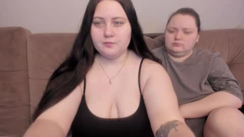 Alice online show from 12-04-25, 01:48