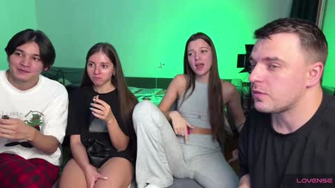 Julia and Mira online show from 01-29-25, 08:04