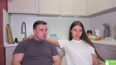 Julia and Mira online show from 09-10-25, 06:08