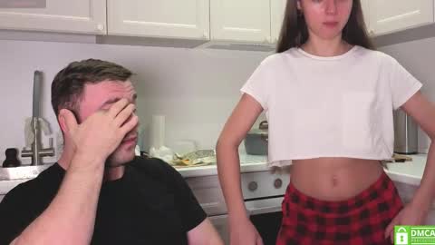 Julia and Mira online show from 09-12-25, 09:15