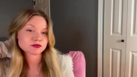 cassie online show from 02-11-26, 03:44