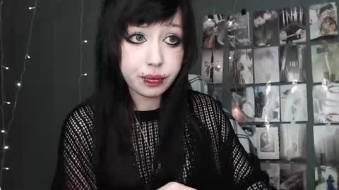 iiiiiiis online show from 06-10-26, 08:46
