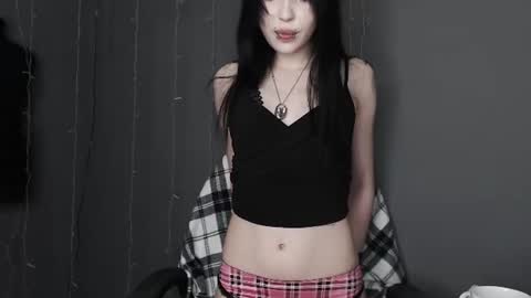 iiiiiiis online show from 06-16-26, 09:17