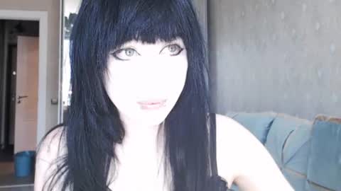 iiiiiiis online show from 06-22-26, 02:14