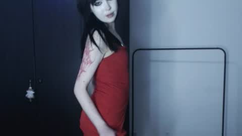 iiiiiiis online show from 07-18-26, 02:54