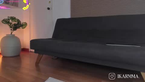 Lua     online show from 02-09-26, 10:47