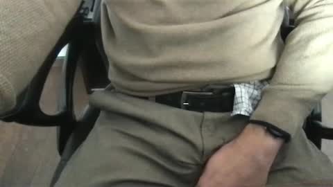 Snapshot of ikeresba chatting on 12-17-24, 12:33 ikeresba online show from 12-17-24, 12:33