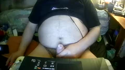 Snapshot of ikki_4338 chatting on 04-12-26, 12:10 ikki_4338 online show from 04-12-26, 12:10
