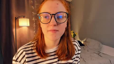 Snapshot of ilanacruice chatting on 05-11-26, 10:07 Ilana online show from 05-11-26, 10:07