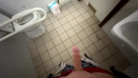 Snapshot of ilconte81 chatting on 01-23-25, 09:50 ilconte81 online show from 01-23-25, 09:50