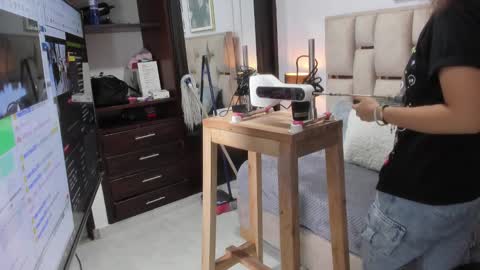 Snapshot of iliy_ chatting on 12-17-24, 10:55 ILY   online show from 12-17-24, 10:55