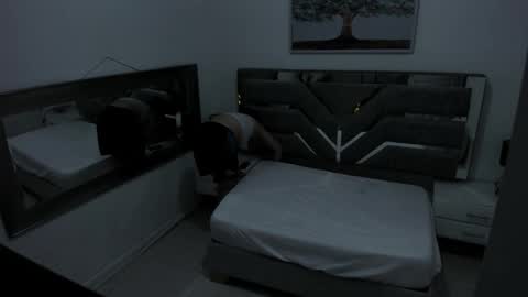 ILY   online show from 11-02-25, 11:45