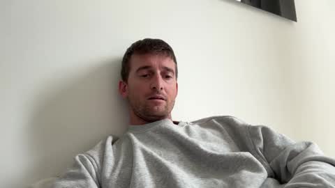 illbeurdadddyyy69 online show from 05-08-26, 12:43