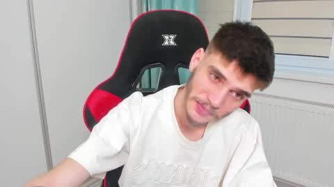 Snapshot of illusions888 chatting on 03-09-25, 06:32 D-Illusion online show from 03-09-25, 06:32