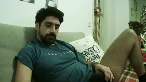 ilmangj90 online show from 12-14-25, 04:23