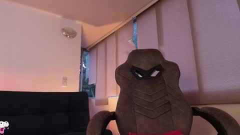 Kaia online show from 10-21-25, 11:00