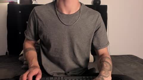 IM  THOMAS online show from 09-25-25, 05:22