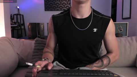 IM  THOMAS online show from 10-08-25, 04:43