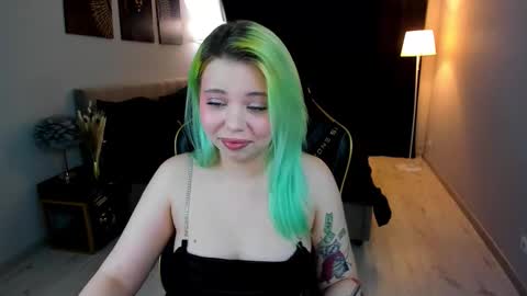 Roxy online show from 11-08-25, 06:40