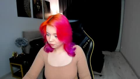 Roxy online show from 04-14-26, 05:52