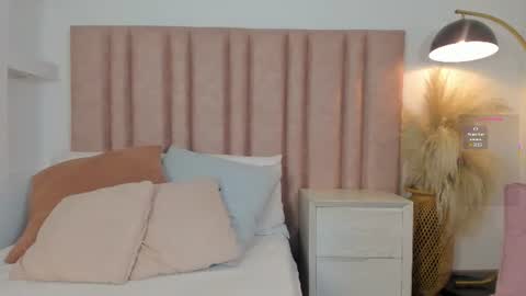Snapshot of im_alejandra_ chatting on 07-01-26, 04:36 Aleja online show from 07-01-26, 04:36