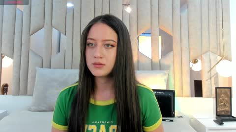 Caro   online show from 12-11-24, 08:04