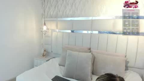 DAHLIA online show from 03-12-25, 02:41