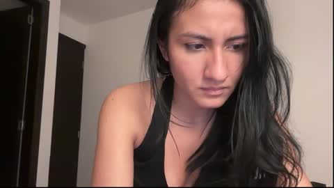 instagram  online show from 12-16-25, 11:10