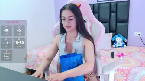 Eliza online show from 05-19-26, 03:29