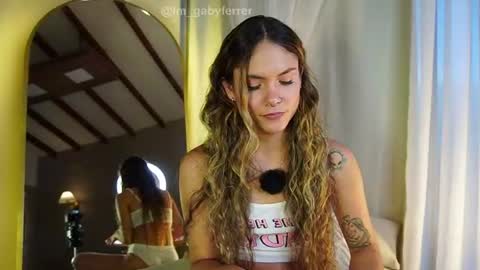 Snapshot of im_gabyferrer chatting on 07-21-26, 04:53 GABY online show from 07-21-26, 04:53