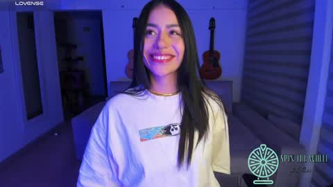 im_mariana online show from 04-15-26, 01:45