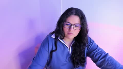 mei mei uwu online show from 10-17-25, 12:14